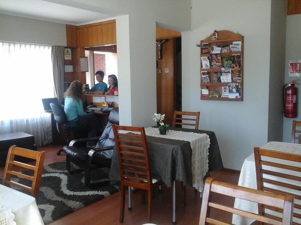 Hostal Y Departamentos Alcala Temuco Exterior photo
